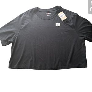 Jordan cropped tshirt